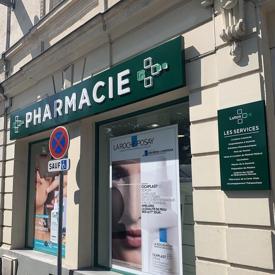 Lettres découpées à Arles — Enseigne lettres decoupees led